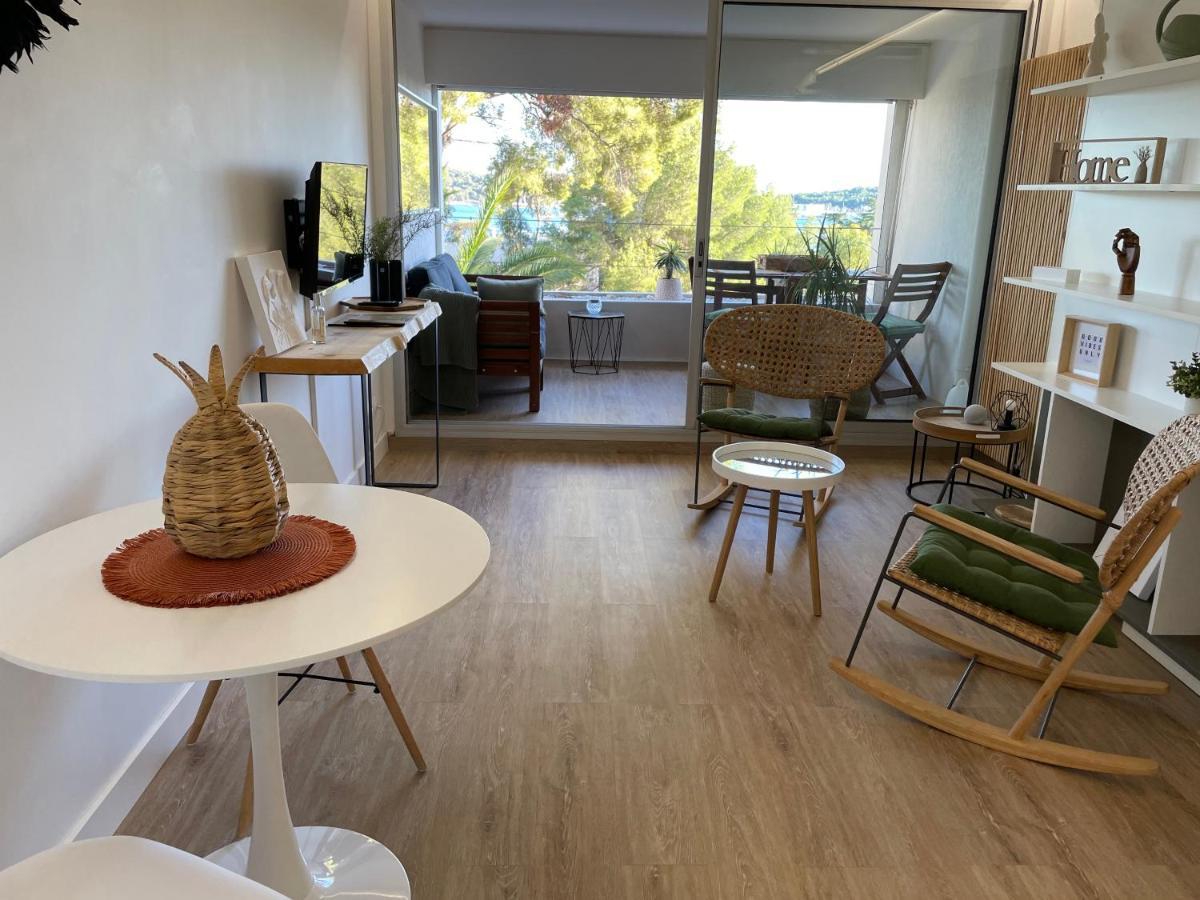 Charme & Calme-Tamaris- Studio Vue Mer - Piscine - Le Petit Olivier Sur Mer 滨海拉塞讷 外观 照片